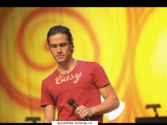 (*_*)BiOgRaFiE(*_*) - Nume complet: Alfonso Herrera Rodríguez Data - Poncho